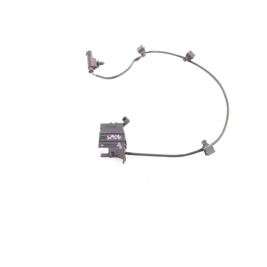 Blocco anteriore Rilascio Interruttore chiavistello A9065401345 per Mercedes W906 con numero di parte A9065403045 Mercedes W906 Blocco anteriore Rilascio Interruttore chiavistello A9065401345 - SKU A9065403045 - Numero di parte A9065403045