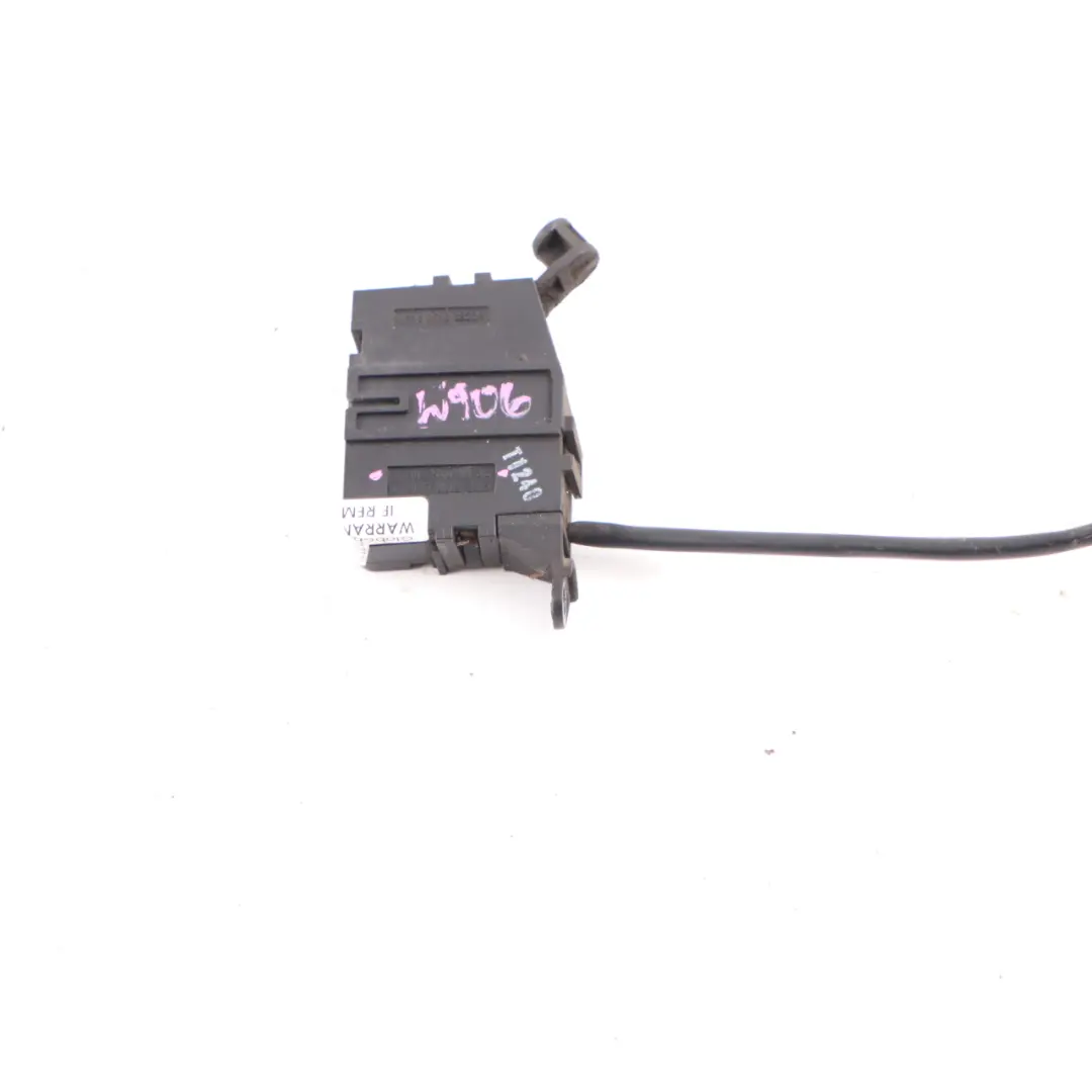 Mercedes W906 Capó delantero bloqueo liberación pestillo interruptor A9065401345 - SKU A9065403045 - Número de pieza A9065403045