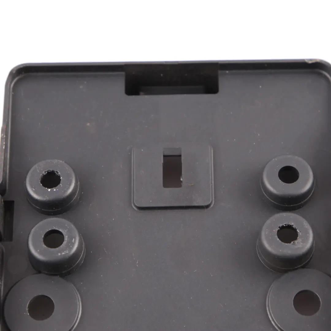 Unit Mount Mercedes W906 Gateway Control Module ECU Support to with Part number A9065420240 Unit Mount Mercedes W906 Gateway Control Module ECU Support - SKU A9065420240 - Part number A9065420240