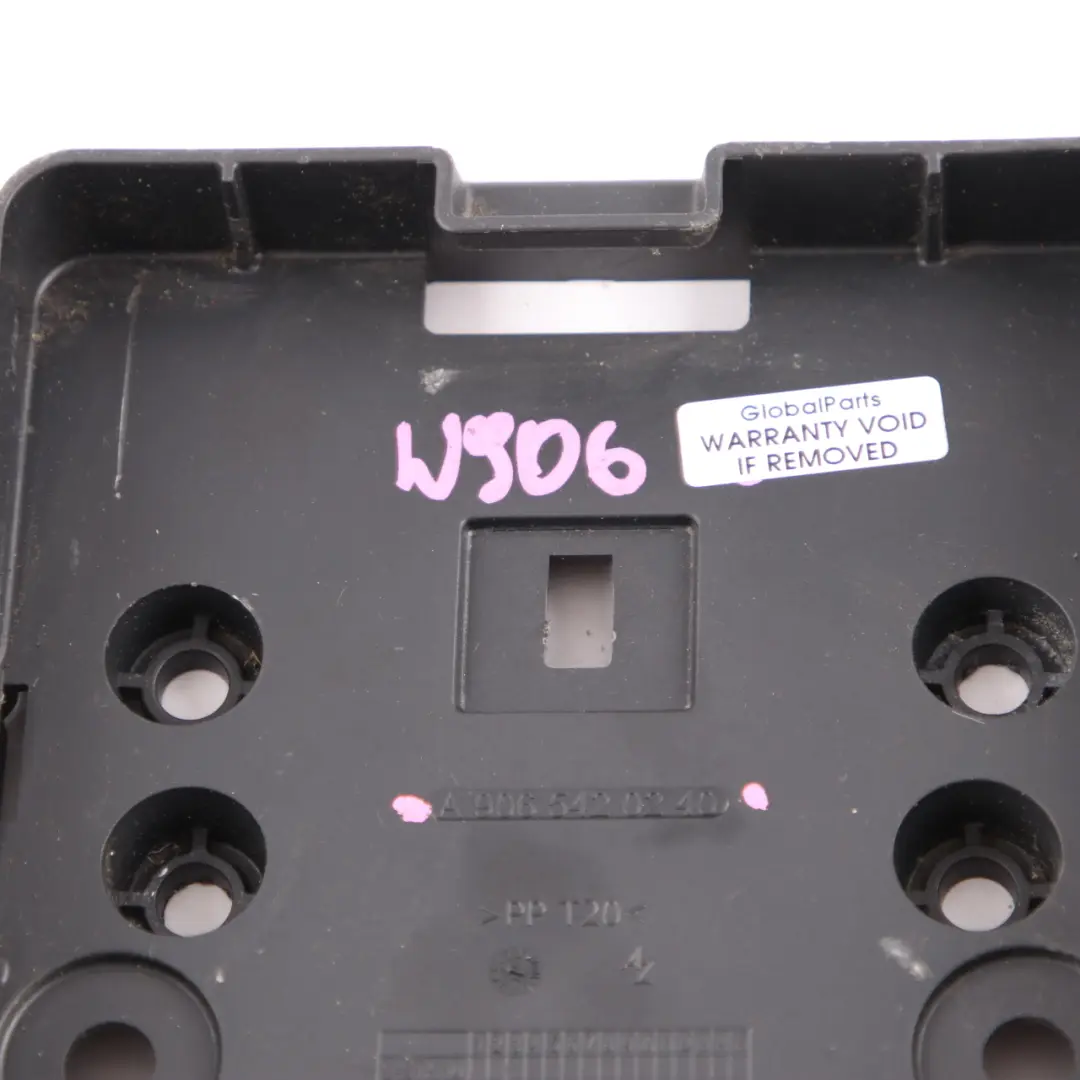 Unit Mount Mercedes W906 Gateway Control Module ECU Support to with Part number A9065420240 Unit Mount Mercedes W906 Gateway Control Module ECU Support - SKU A9065420240 - Part number A9065420240