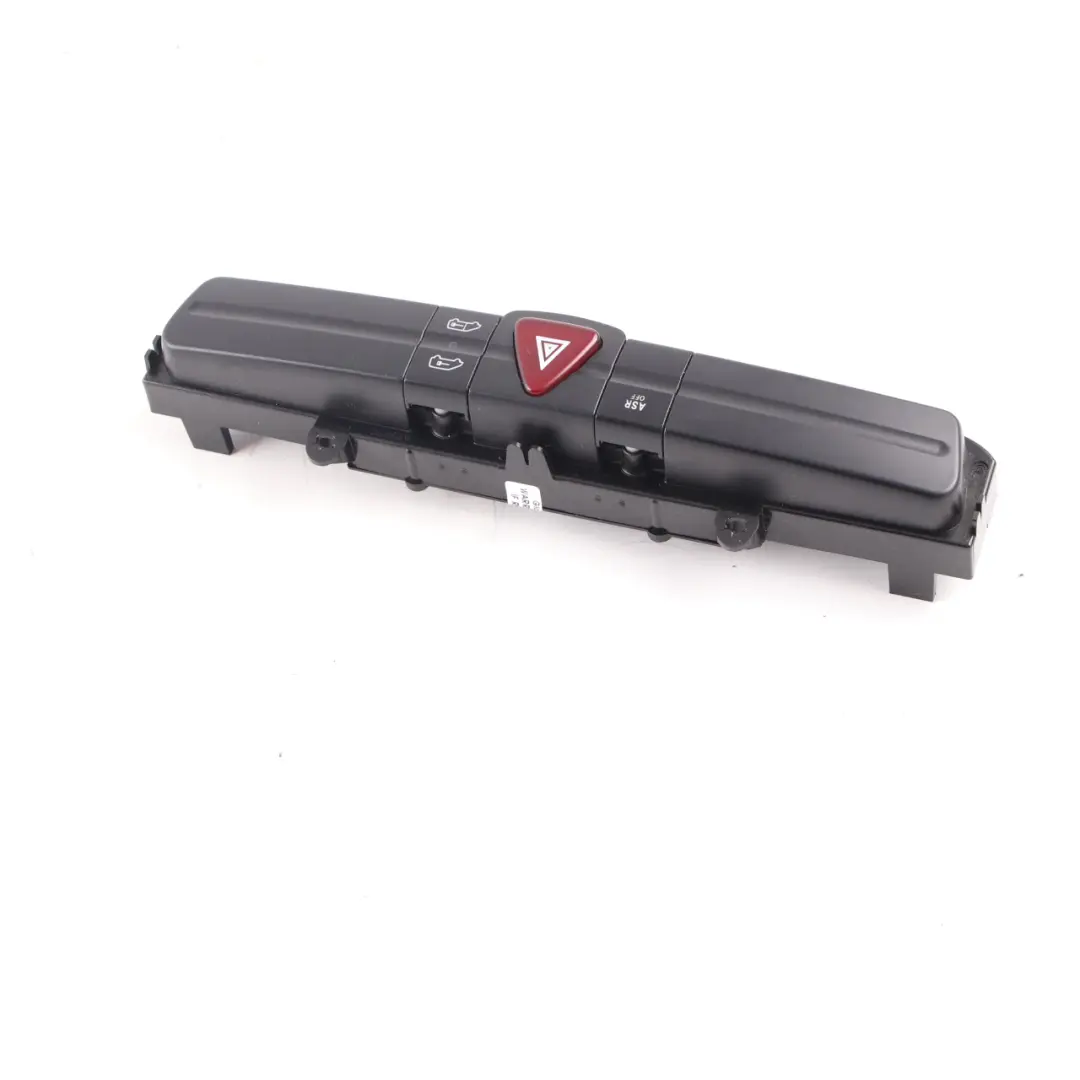 Pannello interruttori Console centrale ASR Lock Hazard per Mercedes Sprinter W906 con numero di parte A9065450107 Mercedes Sprinter W906 Pannello interruttori Console centrale ASR Lock Hazard - SKU A9065450107 - Numero di parte A9065450107