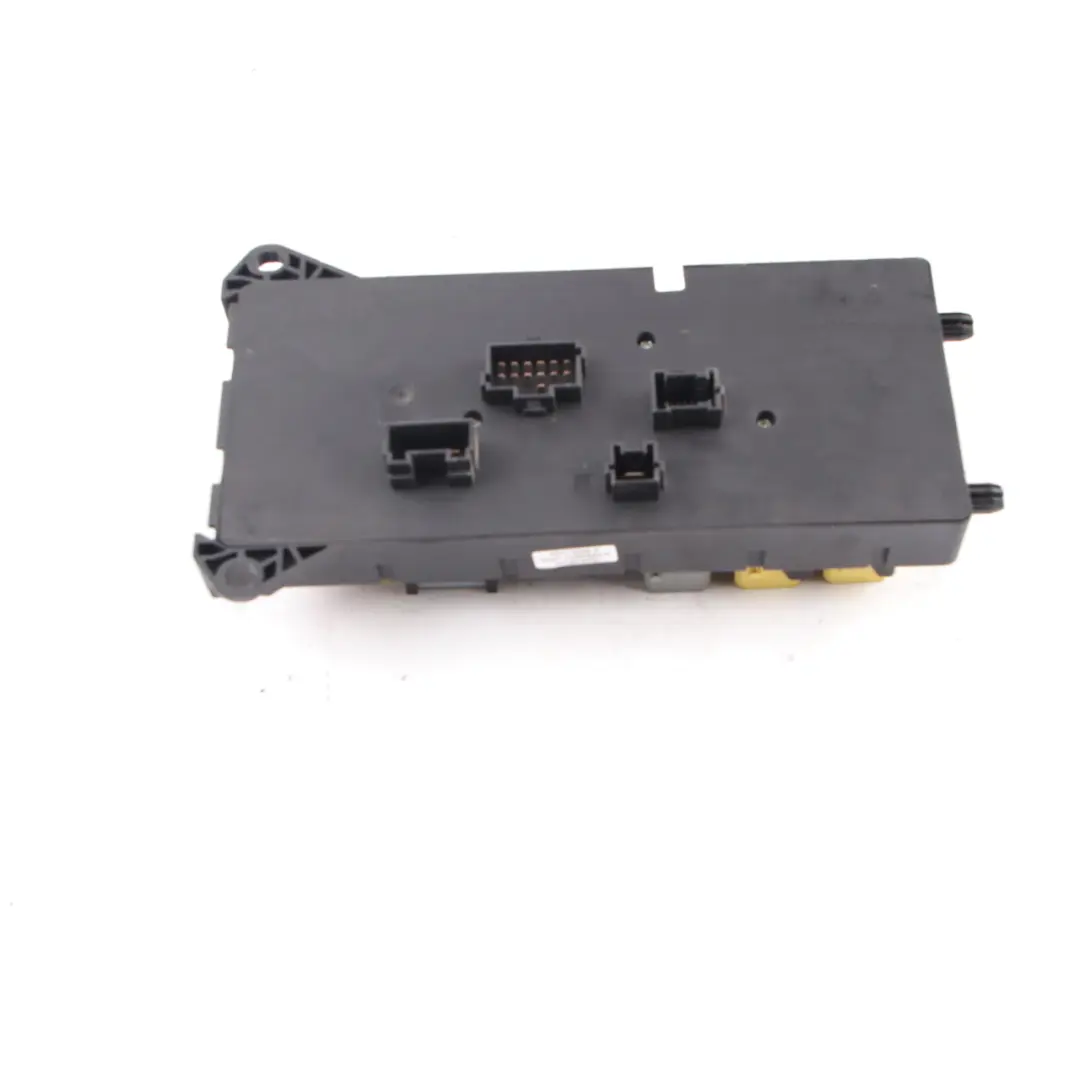 Boîte fusibles Unité contrôle relais avant Module électrique pour Mercedes W906 à propos du numéro de pièce A9065450401 Mercedes W906 Boîte fusibles Unité contrôle relais avant Module électrique - SKU A9065450401 - Numéro de pièce A9065450401