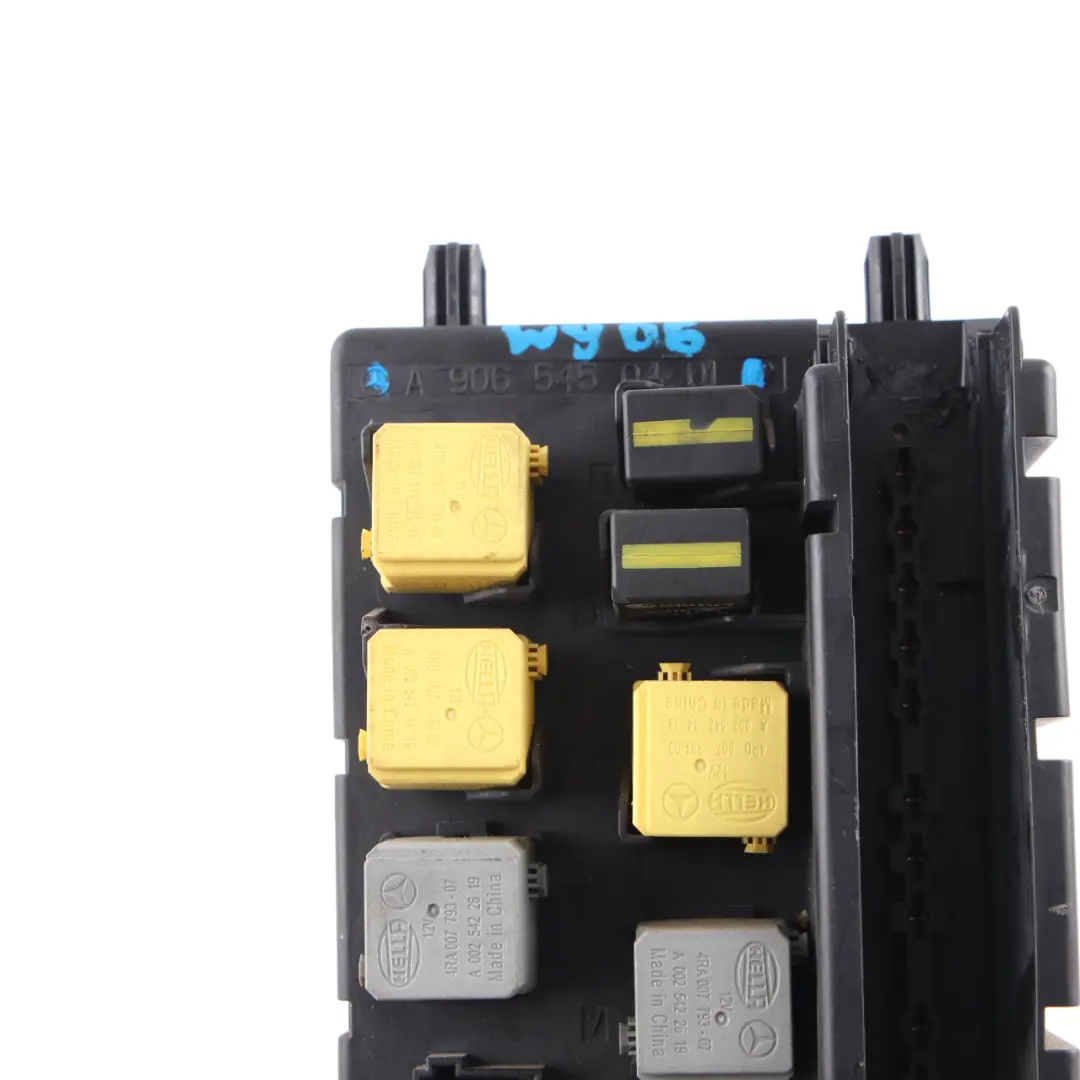 Caja fusibles Relé frontal Unidad control Módulo eléctrico para Mercedes W906 con número de pieza A9065450401 Mercedes W906 Caja fusibles Relé frontal Unidad control Módulo eléctrico - SKU A9065450401 - Número de pieza A9065450401