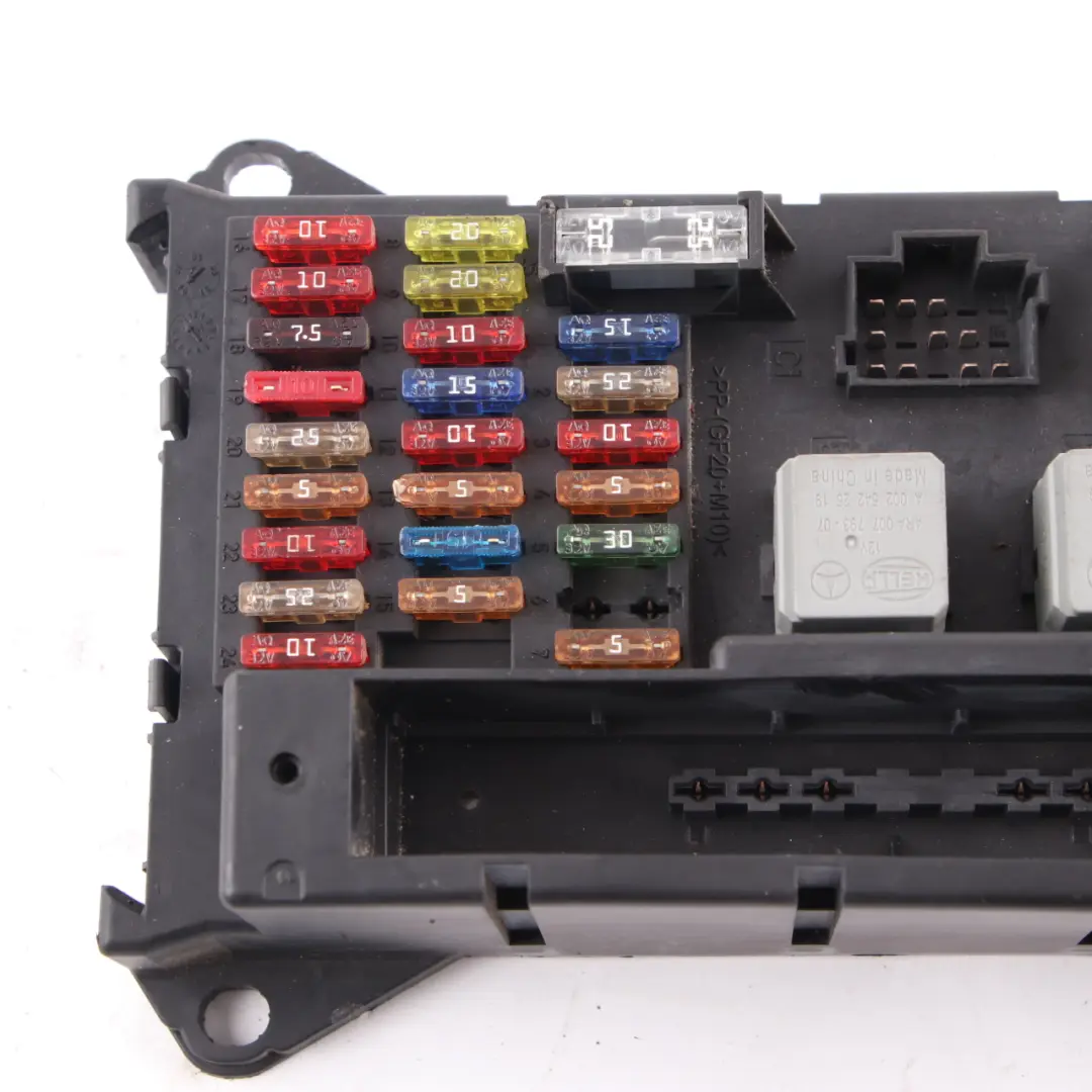  Fuse Box Mercedes W906 Front Relay Control Unit Electric Module - SKU A9065450401 - Part number A9065450401