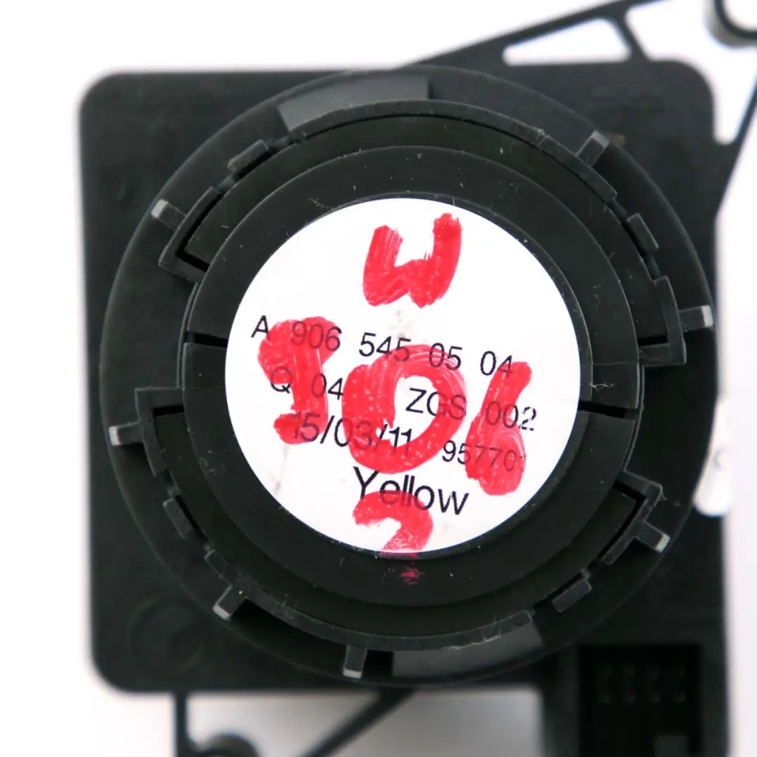 Mercedes-Benz Sprinter W906 Headlight Switch Control Unit Button to with Part number A9065450504 Mercedes-Benz Sprinter W906 Headlight Switch Control Unit Button - SKU A9065450504 - Part number A9065450504