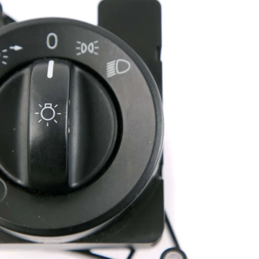 Mercedes-Benz Sprinter W906 Headlight Switch Control Unit Button to with Part number A9065450504 Mercedes-Benz Sprinter W906 Headlight Switch Control Unit Button - SKU A9065450504 - Part number A9065450504