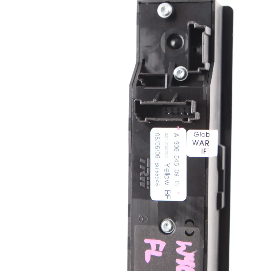 Fensterheberschalter Knopf Beifahrerseite für Mercedes Sprinter W906 mit Teilenummer A9065450913 Mercedes Sprinter W906 Fensterheberschalter Knopf Beifahrerseite - SKU A9065450913 - Teilenummer A9065450913