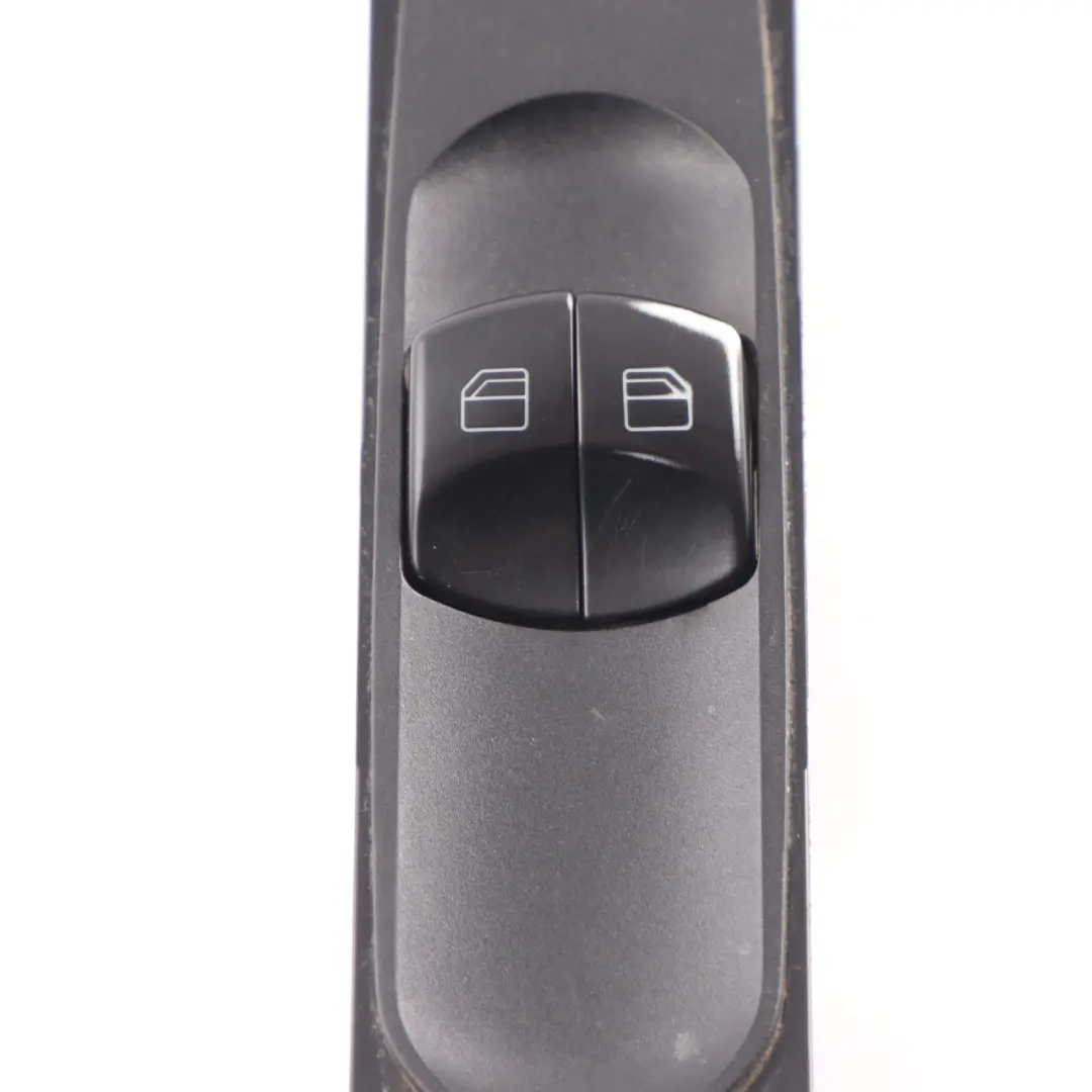 Regolatore finestrini elettrici Interruttore per Mercedes Sprinter W906 con numero di parte A9065451513 Mercedes Sprinter W906 Regolatore finestrini elettrici Interruttore - SKU A9065451513-1 - Numero di parte A9065451513
