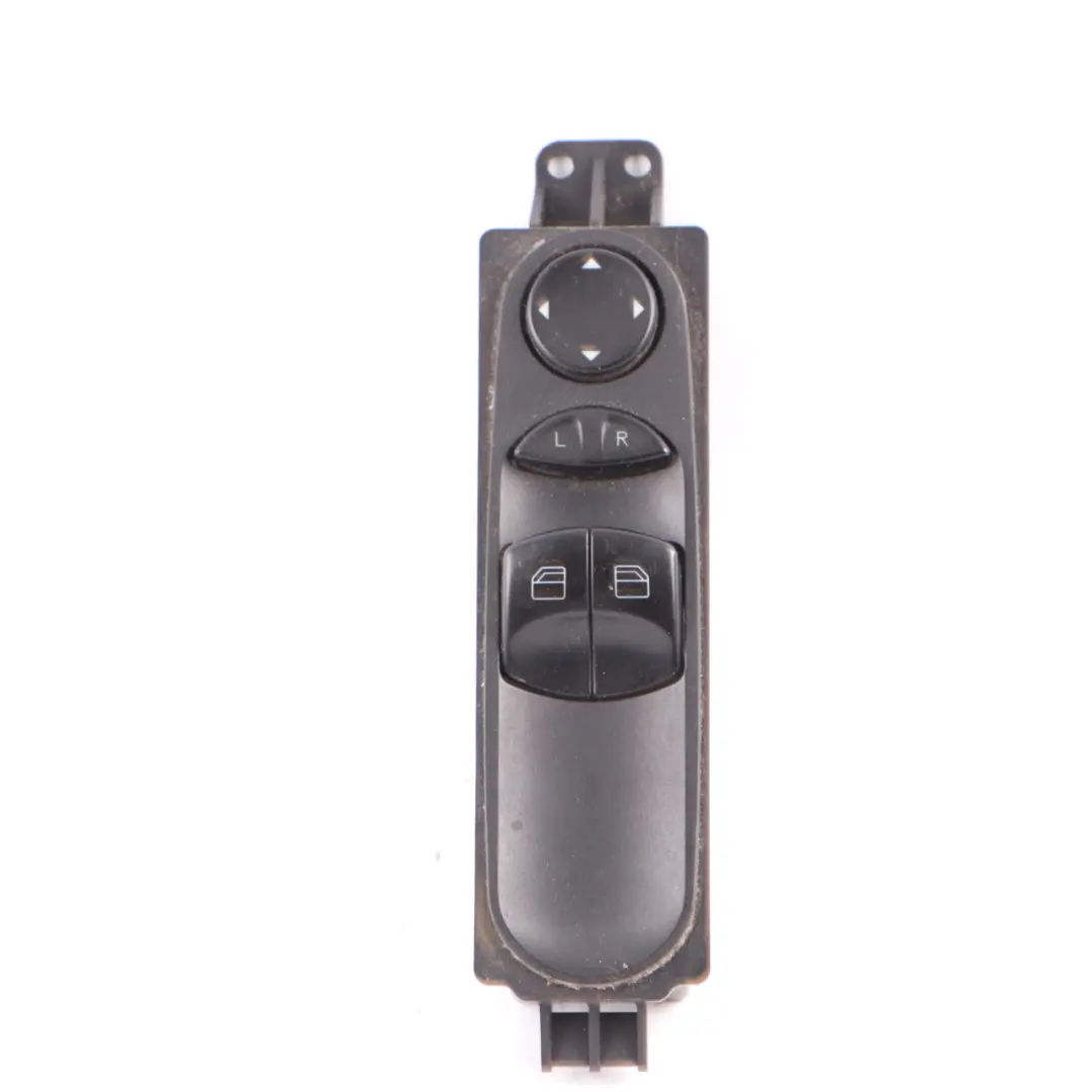 Fensterheber Schalter Fahrerseite Panel für Mercedes Sprinter W906 mit Teilenummer A9065451613 Mercedes Sprinter W906 Fensterheber Schalter Fahrerseite Panel - SKU RHD-A9065451613 - Teilenummer A9065451613
