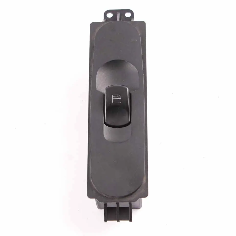 Interruptor elevalunas Regulación Puerta Delantera Izquierda para Mercedes W906 con número de pieza A9065451913 Mercedes W906 Interruptor elevalunas Regulación Puerta Delantera Izquierda - SKU A9065451913 - Número de pieza A9065451913