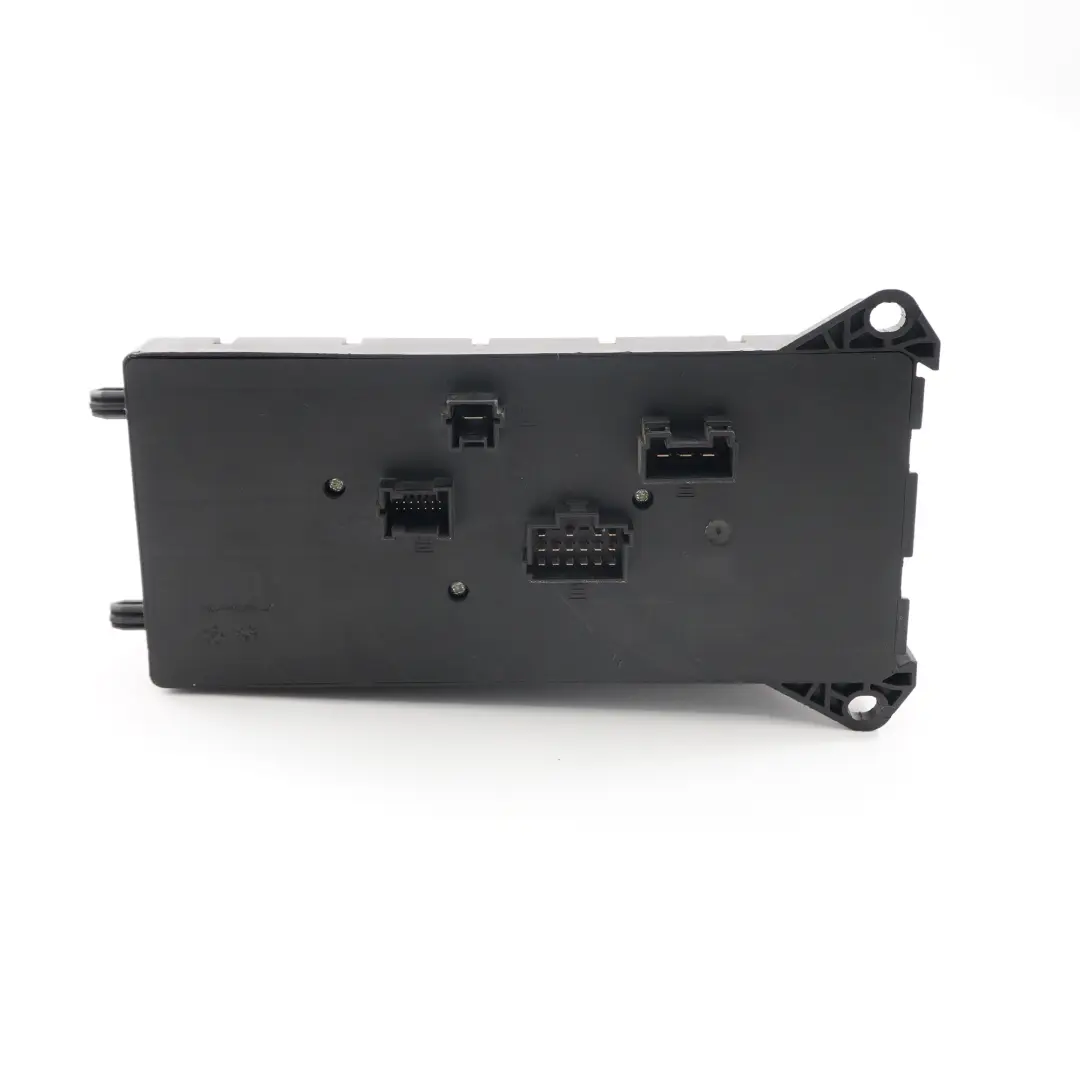 Boîte à fusibles Mercedes Sprinter W906 SAM Control Unit Module pour à propos du numéro de pièce A9065452101 Boîte à fusibles Mercedes Sprinter W906 SAM Control Unit Module - SKU A9065452101 - Numéro de pièce A9065452101