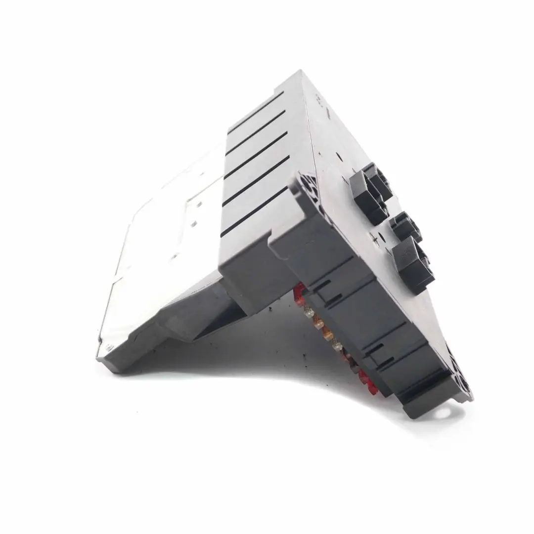 Boîte à fusibles Mercedes Sprinter W906 SAM Control Unit Module pour à propos du numéro de pièce A9065452101 Boîte à fusibles Mercedes Sprinter W906 SAM Control Unit Module - SKU A9065452101 - Numéro de pièce A9065452101