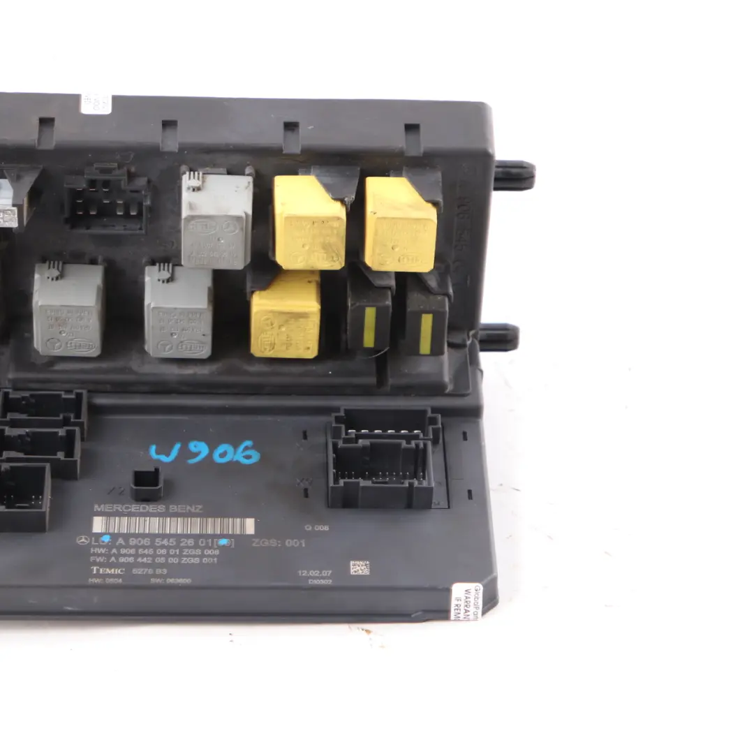 Fuse Box Relay SAM Module Control Unit to Mercedes Sprinter W906 with Part number A9065452601 Mercedes Sprinter W906 Fuse Box Relay SAM Module Control Unit - SKU A9065452601 - Part number A9065452601