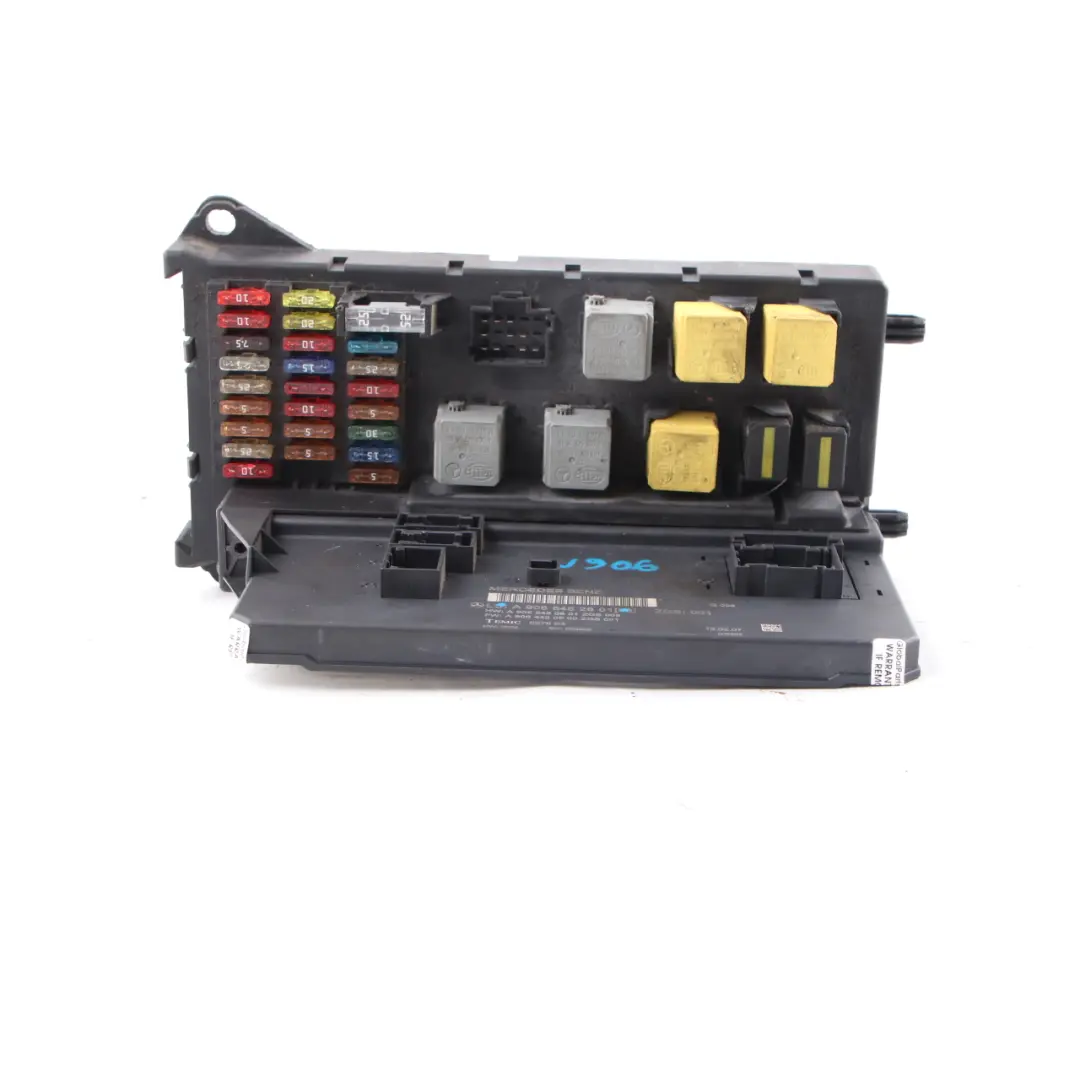 Fuse Box Relay SAM Module Control Unit to Mercedes Sprinter W906 with Part number A9065452601 Mercedes Sprinter W906 Fuse Box Relay SAM Module Control Unit - SKU A9065452601 - Part number A9065452601