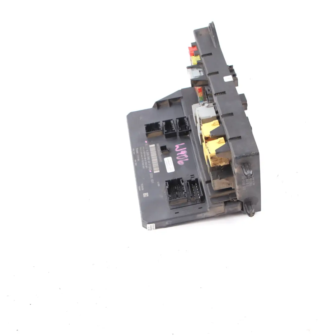 Fuse Box Relay SAM Module Control Unit to Mercedes Sprinter W906 with Part number A9065453401 Mercedes Sprinter W906 Fuse Box Relay SAM Module Control Unit - SKU A9065453401 - Part number A9065453401