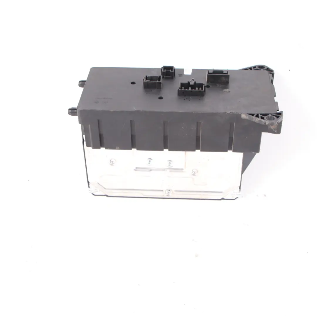 Fuse Box Relay SAM Module Control Unit to Mercedes Sprinter W906 with Part number A9065453401 Mercedes Sprinter W906 Fuse Box Relay SAM Module Control Unit - SKU A9065453401 - Part number A9065453401