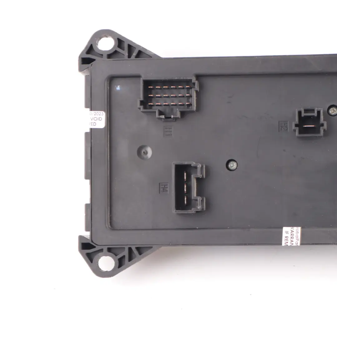 Caja fusibles Módulo relé Unidad control para Mercedes Sprinter W906 con número de pieza A9065454401 Mercedes Sprinter W906 Caja fusibles Módulo relé Unidad control - SKU A9065454401 - Número de pieza A9065454401