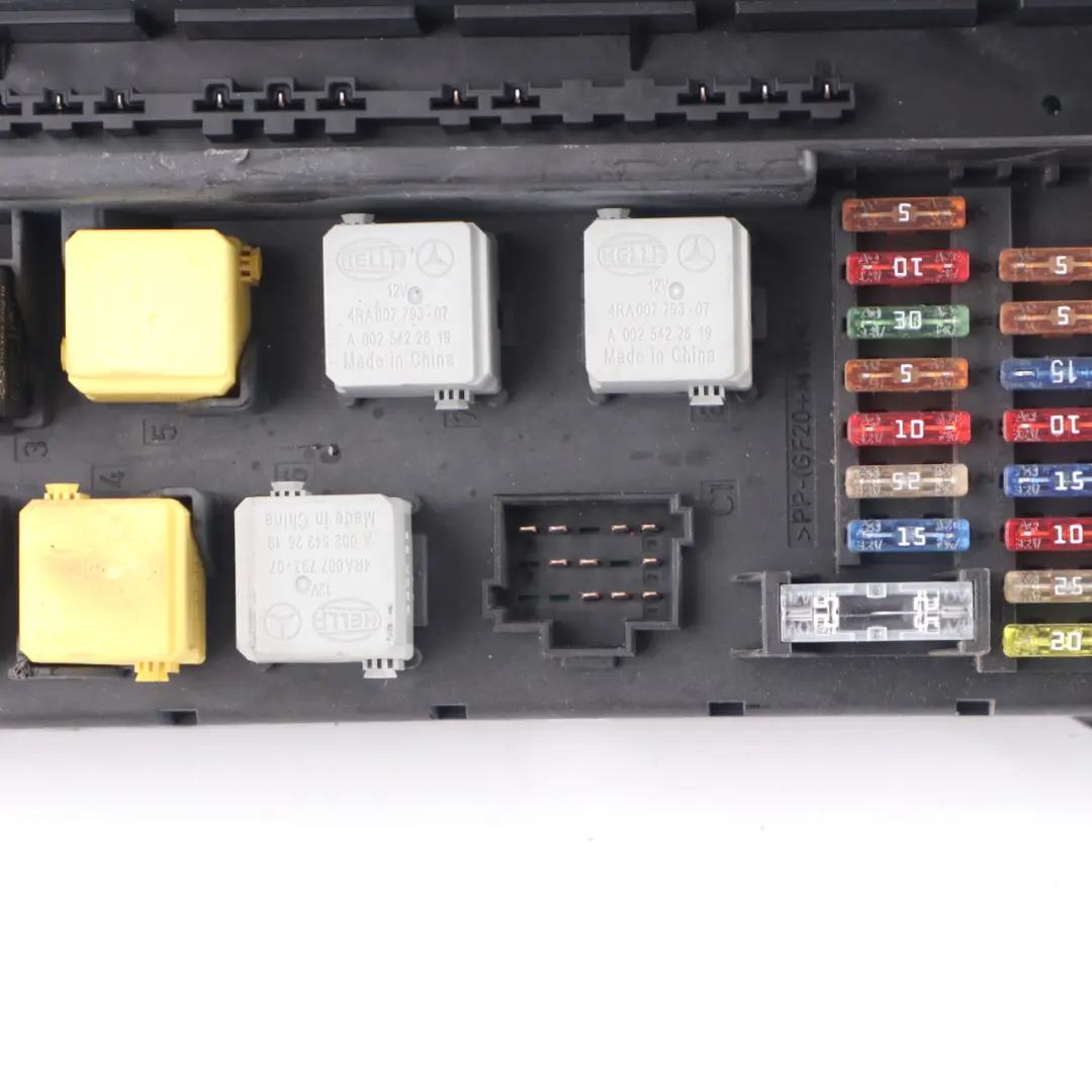 Fuse Box Relay Module Control Unit to Mercedes Sprinter W906 with Part number A9065454401 Mercedes Sprinter W906 Fuse Box Relay Module Control Unit - SKU A9065454401 - Part number A9065454401
