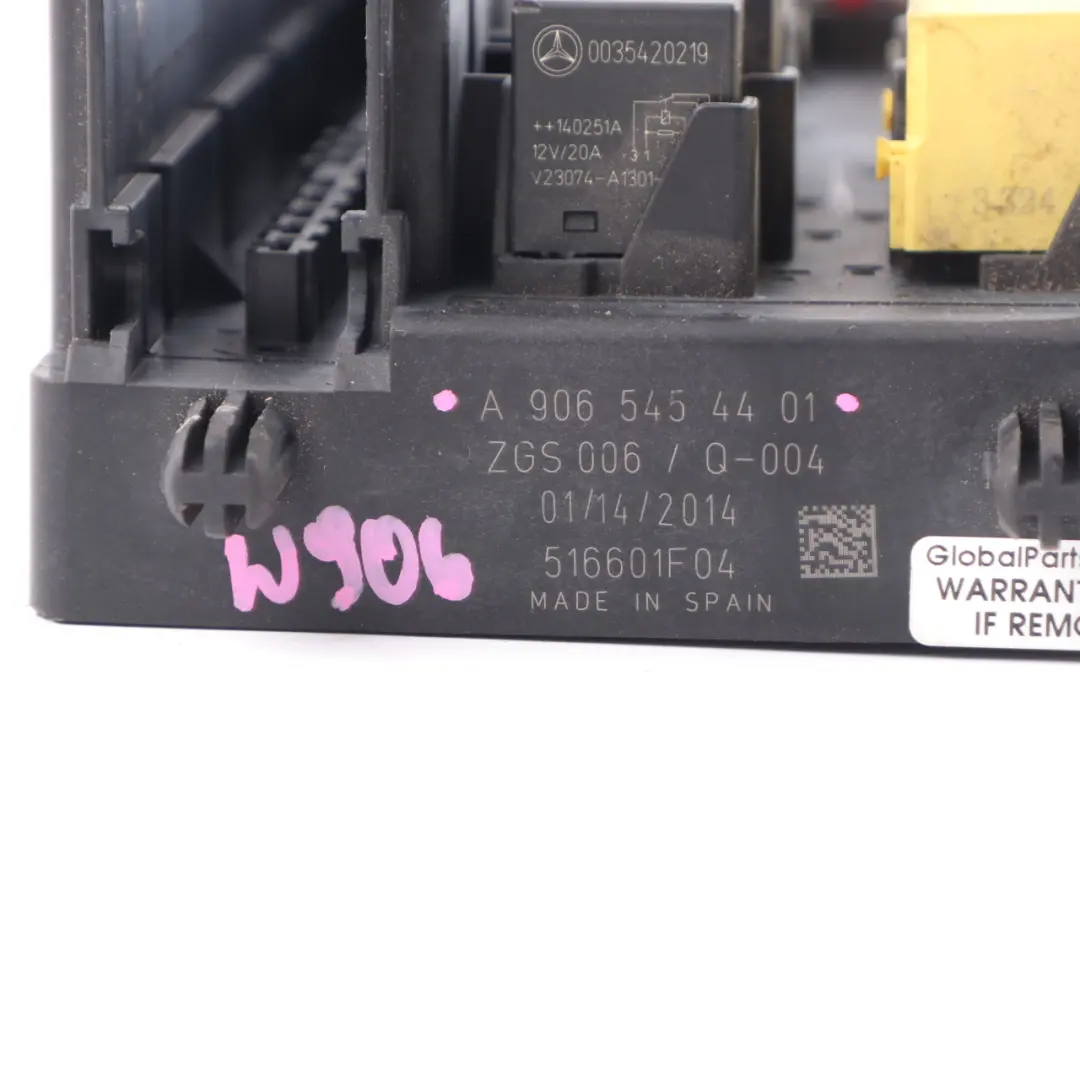 Scatola fusibili Modulo Unità controllo per Mercedes Sprinter W906 con numero di parte A9065454401 Mercedes Sprinter W906 Scatola fusibili Modulo Unità controllo - SKU A9065454401 - Numero di parte A9065454401