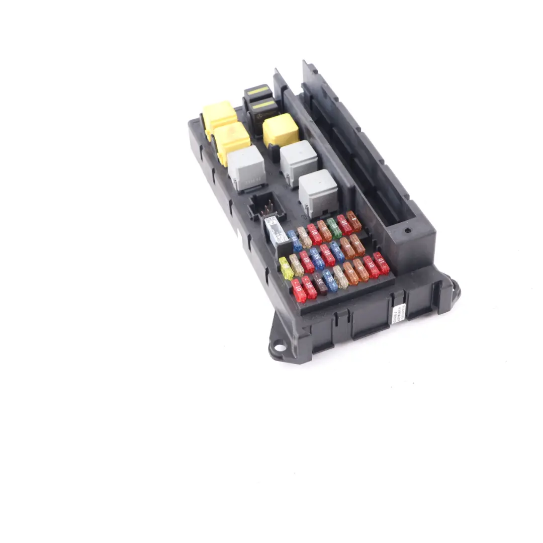 Boîte fusibles Module relais Unité contrôle pour Mercedes Sprinter W906 à propos du numéro de pièce A9065454401 Mercedes Sprinter W906 Boîte fusibles Module relais Unité contrôle - SKU A9065454401 - Numéro de pièce A9065454401