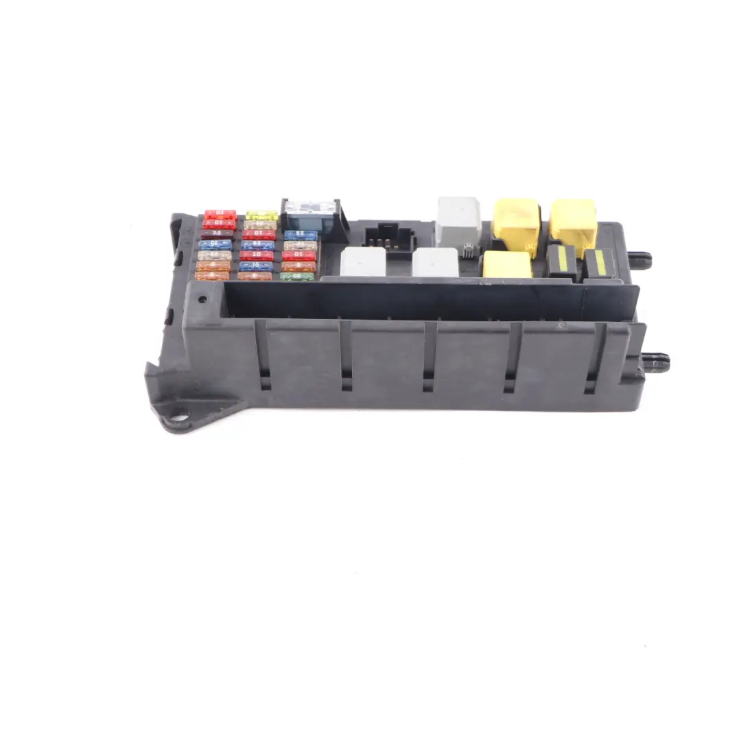 Sicherungskasten Relaismodul Steuergerät für Mercedes Sprinter W906 mit Teilenummer A9065454401 Mercedes Sprinter W906 Sicherungskasten Relaismodul Steuergerät - SKU A9065454401 - Teilenummer A9065454401