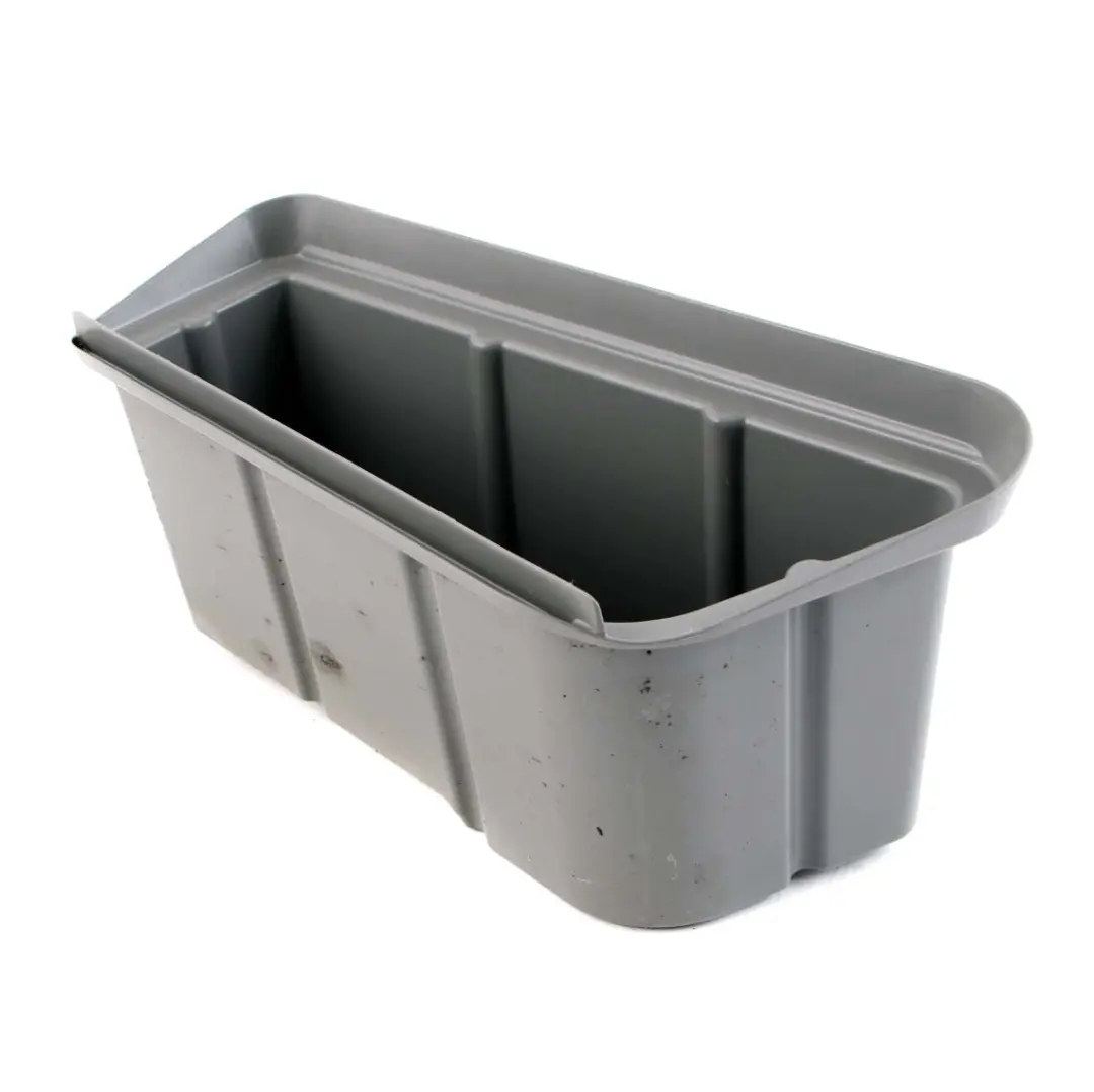 Compartimento de almacenamiento Caja de herramientas Gris para Mercedes Sprinter W906 con número de pieza A9065800001 Mercedes Sprinter W906 Compartimento de almacenamiento Caja de herramientas Gris - SKU A9065800001 - Número de pieza A9065800001