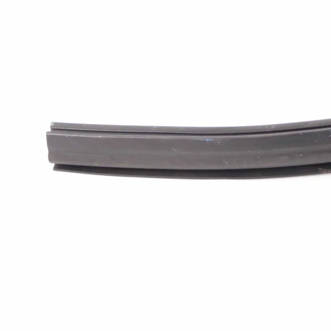Mercedes W212 Uszczelka Komory Silnika A2126280298 - SKU A9066280098 - Numer Części A9066280098
