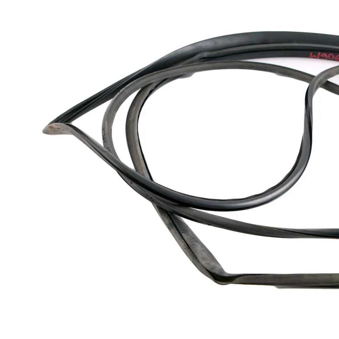 Front Windshield Seal Window Glass Frame to Mercedes Sprinter W906 with Part number A9066710020 Mercedes Sprinter W906 Front Windshield Seal Window Glass Frame - SKU A9066710020 - Part number A9066710020