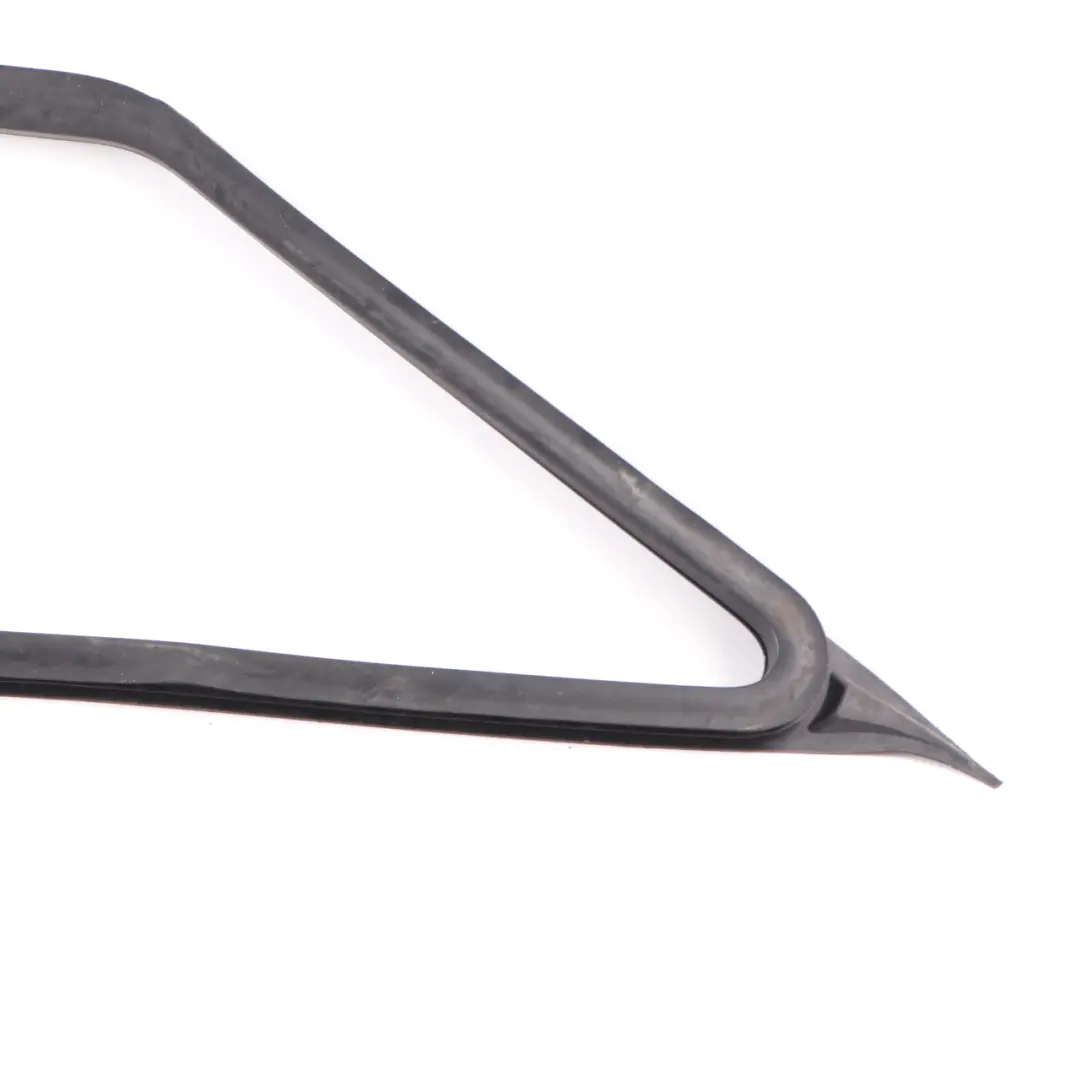 Mercedes Sprinter W906 Guarnizione Finestrino Anteriore Sinistra - SKU A9066711720 - Numero di parte A9066711720