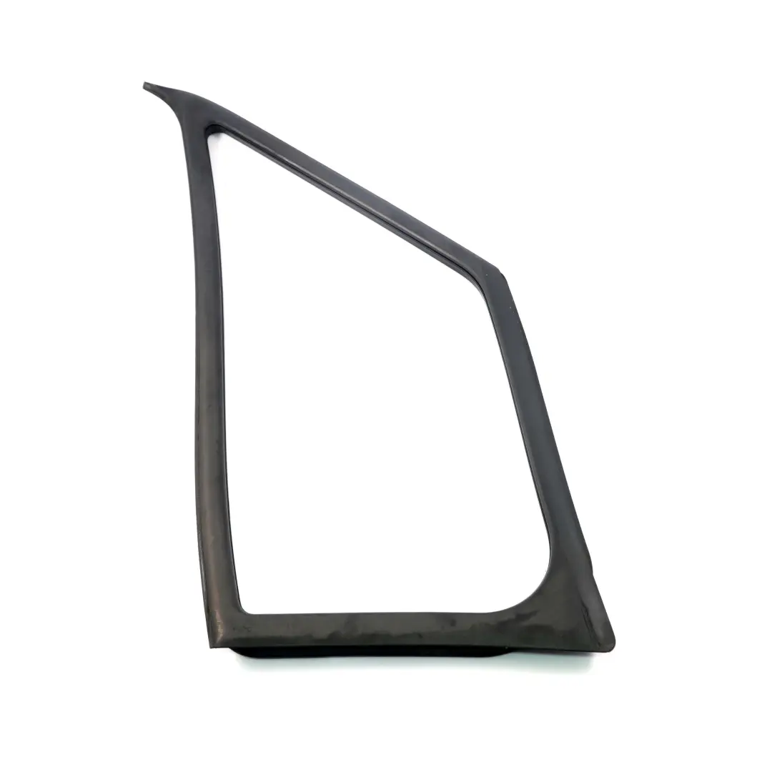 Mercedes-Benz Sprinter W906 Guarnizione Finestrino Anteriore Destra per con numero di parte A9066711820 Mercedes-Benz Sprinter W906 Guarnizione Finestrino Anteriore Destra - SKU A9066711820 - Numero di parte A9066711820