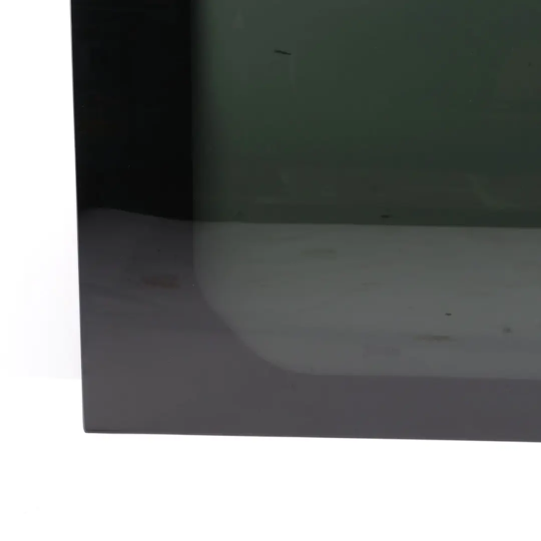 Right O/S Side Window Glass Glazing AS3 to Mercedes Sprinter W906 Rear with Part number A9066732309 Mercedes Sprinter W906 Rear Right O/S Side Window Glass Glazing AS3 - SKU A9066732309 - Part number A9066732309