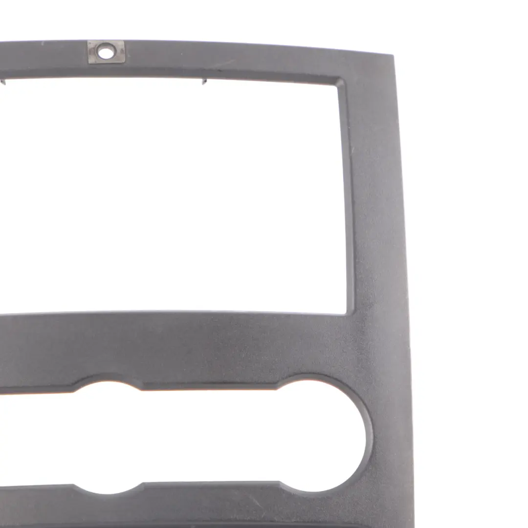 Tapa panel embellecedor central del salpicadero delantero para Mercedes Sprinter W906 con número de pieza A9066800017 Mercedes Sprinter W906 Tapa panel embellecedor central del salpicadero delantero - SKU A9066800017-2 - Número de pieza A9066800017