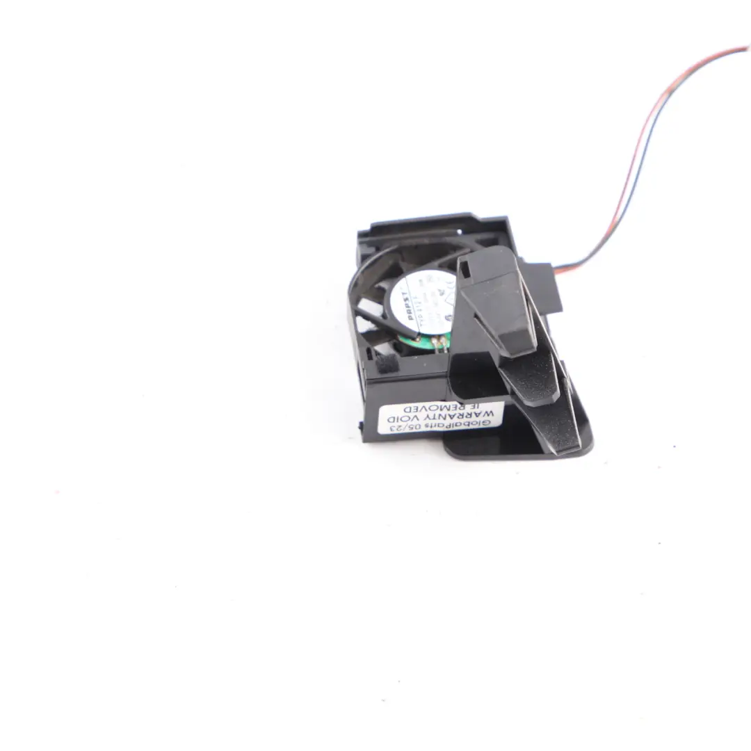 Radio Fan Adapter Cooling Control Unit Module to Mercedes Sprinter W906 with Part number A9066800214 Mercedes Sprinter W906 Radio Fan Adapter Cooling Control Unit Module - SKU A9066800214 - Part number A9066800214