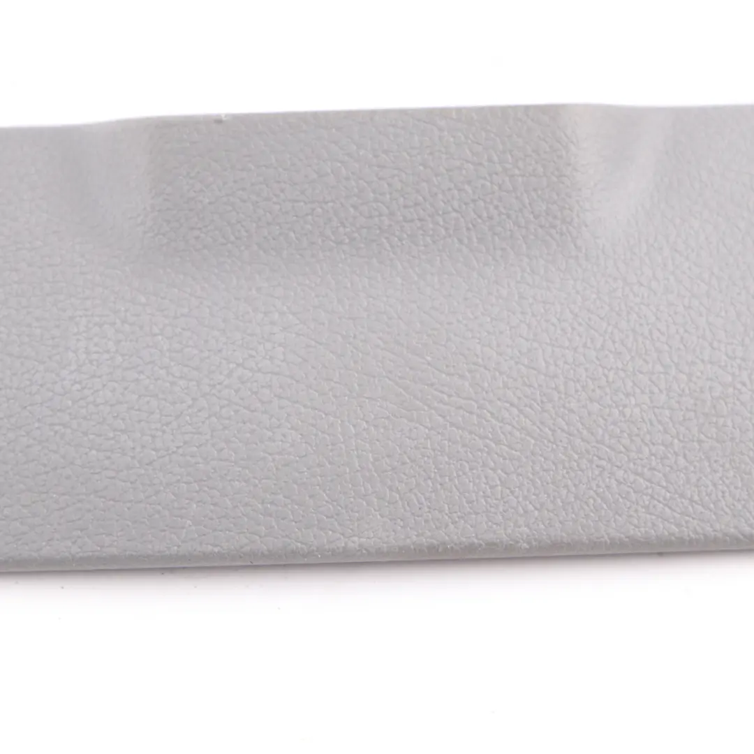 Support Cendrier Console Centrale pour Mercedes Sprinter W906 à propos du numéro de pièce A9066800558 Mercedes Sprinter W906 Support Cendrier Console Centrale - SKU A9066800558-1 - Numéro de pièce A9066800558