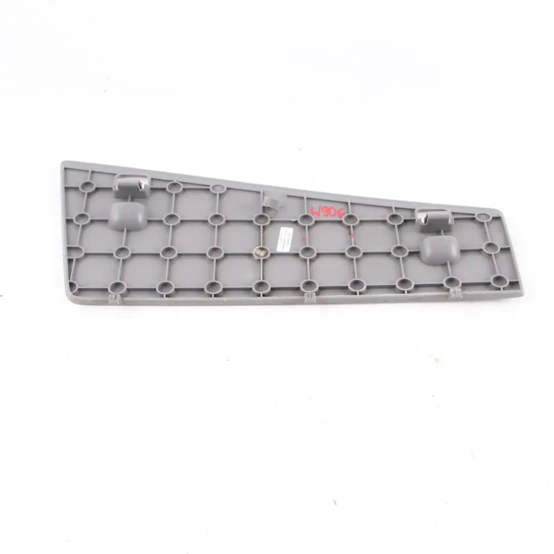 Mercedes W906 Einstiegsleiste Abdeckung rechts Schritt Trim Panel - SKU A9066860307 - Teilenummer A9066860307
