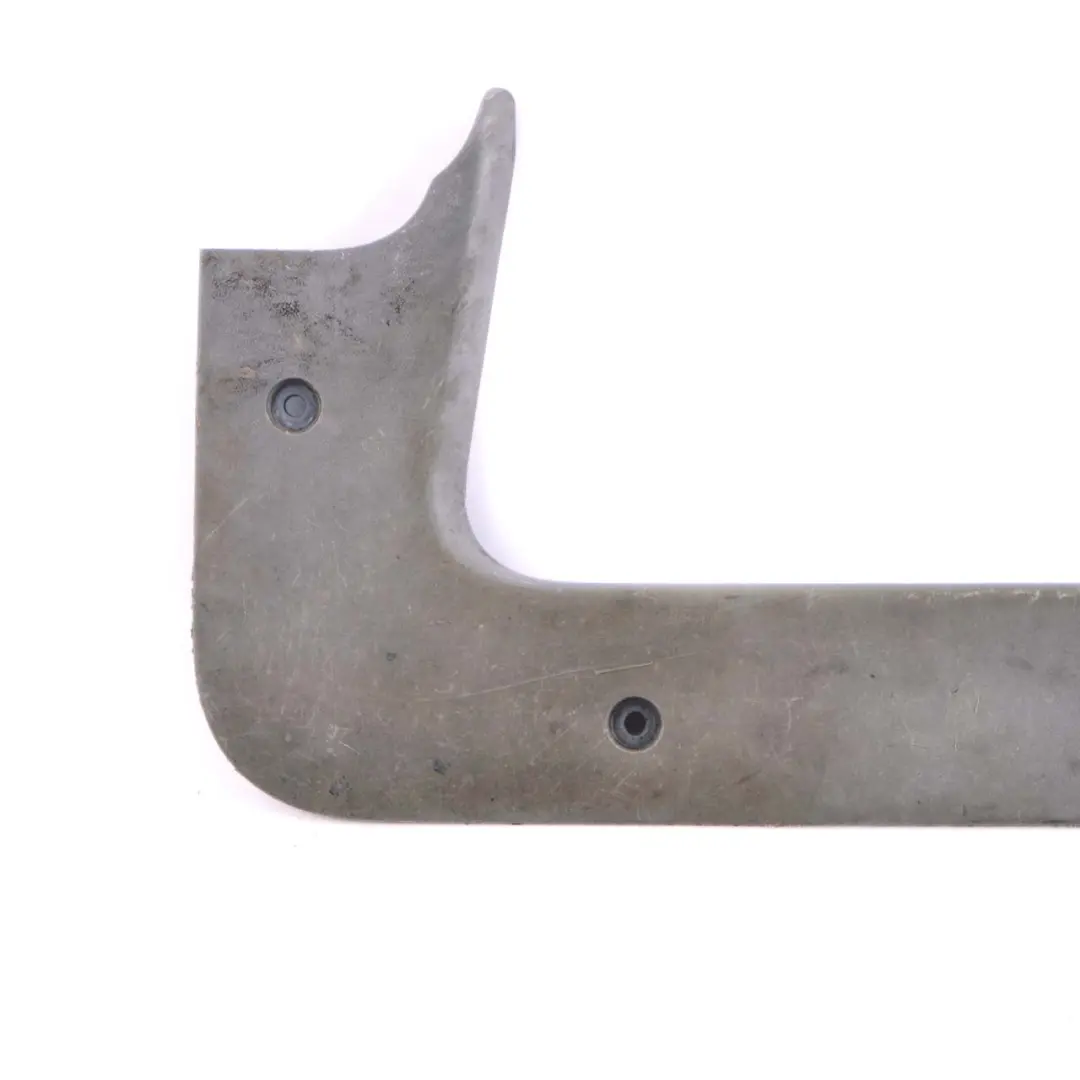 Osłona Progu Prawy Przód do Mercedes Sprinter W906 o numerze A9066862607 Mercedes Sprinter W906 Osłona Progu Prawy Przód - SKU A9066862607 - Numer Części A9066862607