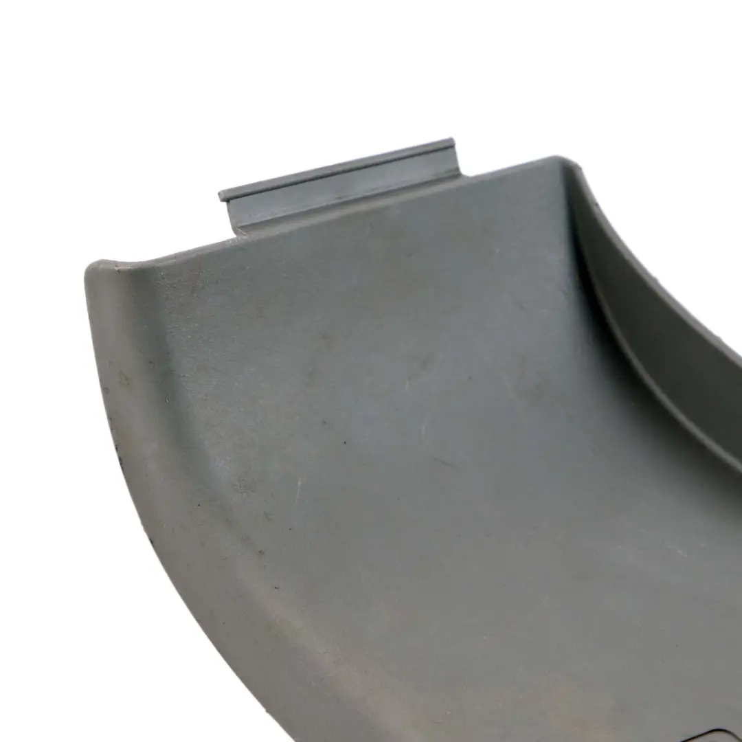 Coperchio Vano Piedi Scatola Fusibili OBD Grigio per Mercedes W906 con numero di parte A9066880008 Mercedes W906 Coperchio Vano Piedi Scatola Fusibili OBD Grigio - SKU A9066880008 - Numero di parte A9066880008