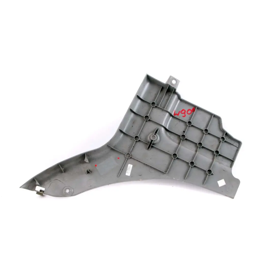 Mercedes W906 Embellecedor Delantero Derecho Tapa Pilar A Inferior - SKU A9066880306 - Número de pieza A9066880306
