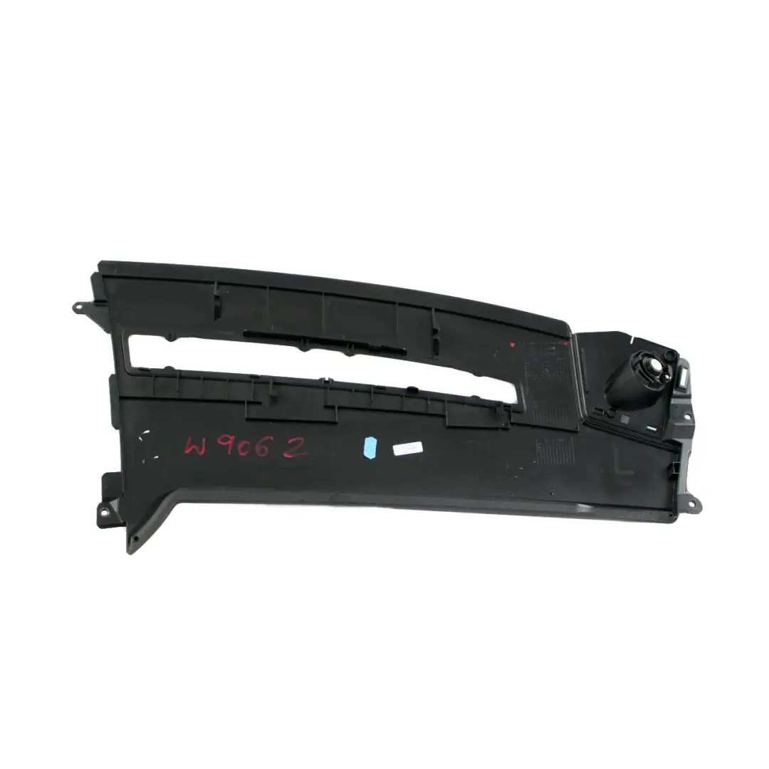 Embellecedor Salpicadero Tapa Aireación Izquierda para Mercedes Sprinter W906 con número de pieza A9066890007 Mercedes Sprinter W906 Embellecedor Salpicadero Tapa Aireación Izquierda - SKU A9066890007 - Número de pieza A9066890007