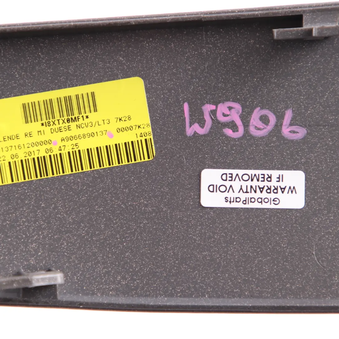 cruscotto Dash Ventola d'aria destra Striscia pannello copertura per Mercedes W906 con numero di parte A9066890137 Mercedes W906 cruscotto Dash Ventola d'aria destra Striscia pannello copertura - SKU A9066890137 - Numero di parte A9066890137