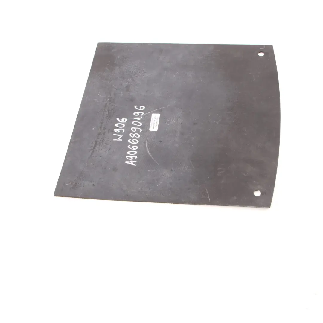 cruscotto cruscotto ripiano in gomma inserto tappetino per Mercedes W906 con numero di parte A9066890196 Mercedes W906 cruscotto cruscotto ripiano in gomma inserto tappetino - SKU A9066890196 - Numero di parte A9066890196