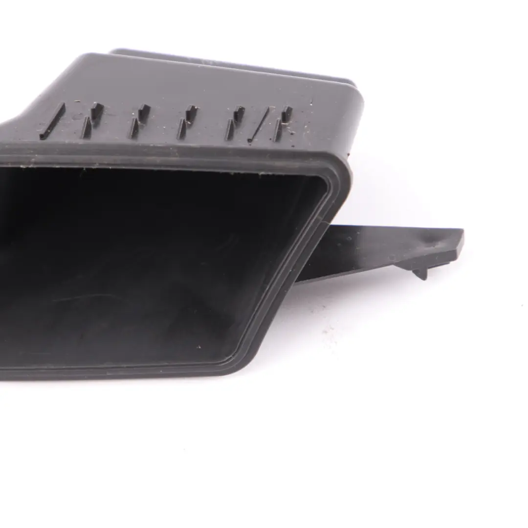 Mercedes Sprinter W906 Garniture Ventilation Gauche Tableau Bord - SKU A9066890337 - Numéro de pièce A9068302054