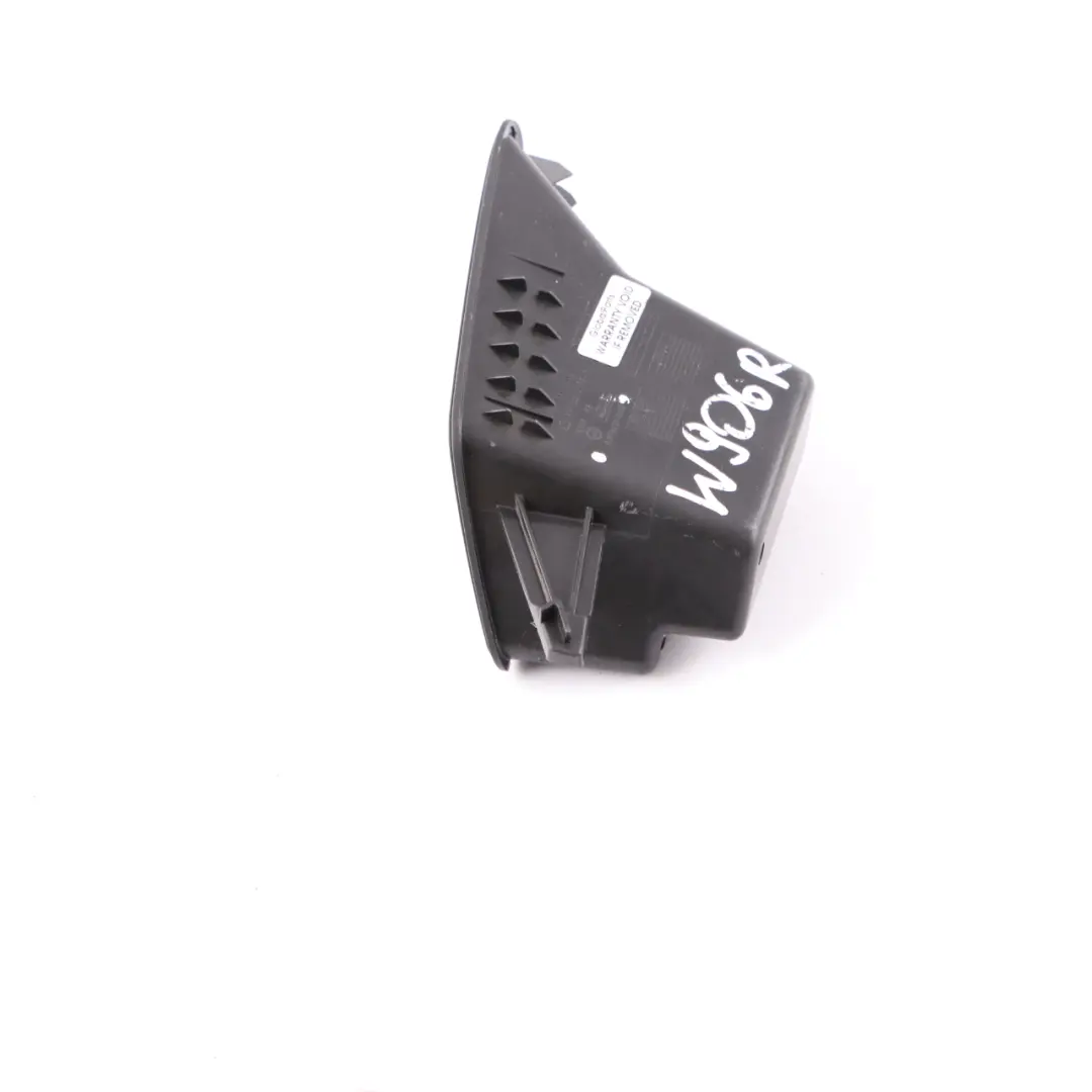 Luft Kanal Vorne Armaturen Brett Rechts für Mercedes W906 mit Teilenummer A9066890437 Mercedes W906 Luft Kanal Vorne Armaturen Brett Rechts - SKU A9066890437 - Teilenummer A9066890437