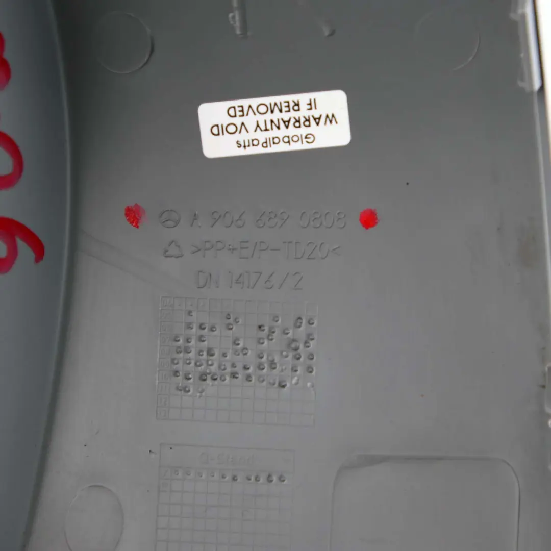 Mercedes Sprinter W906 Couvre tableau de bord garniture côté droit - SKU A9066890808 - Numéro de pièce A9066890808
