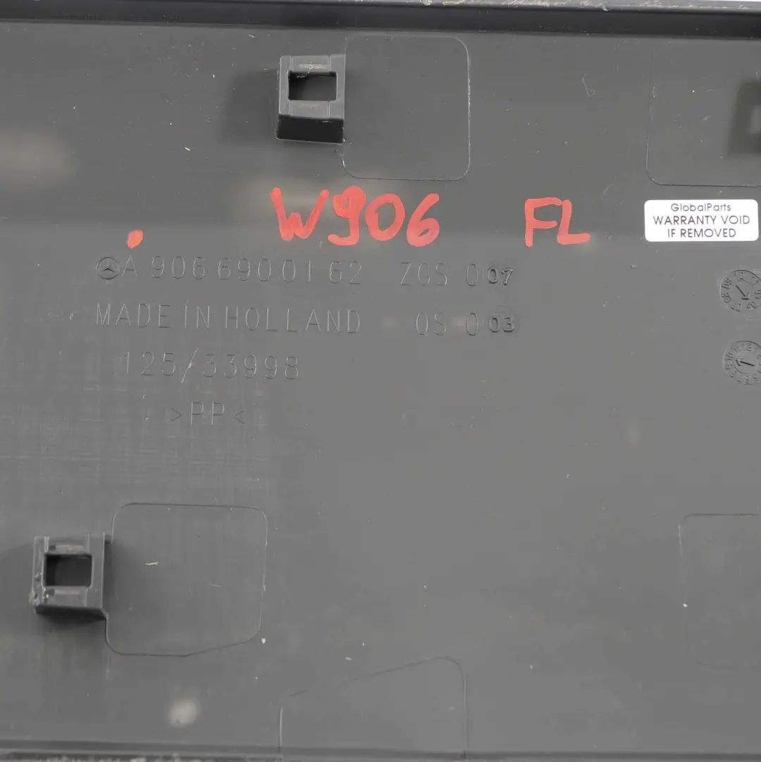 Posteriore Sinistro Porta Pannello per Mercedes Sprinter W906 con numero di parte A9066900162 Mercedes Sprinter W906 Posteriore Sinistro Porta Pannello - SKU A9066900162 - Numero di parte A9066900162