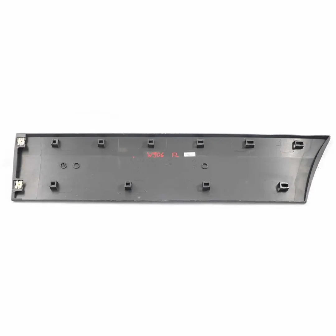 Rail de Garniture Porte Avant Gauche pour Mercedes Sprinter W906 à propos du numéro de pièce A9066900162 Mercedes Sprinter W906 Rail de Garniture Porte Avant Gauche - SKU A9066900162 - Numéro de pièce A9066900162