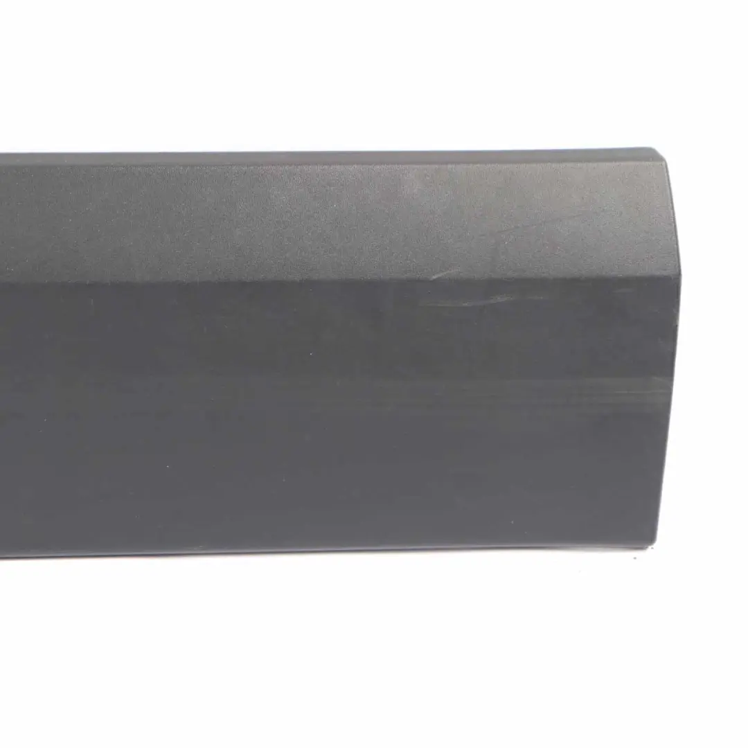  Moulure de Porte Mercedes Sprinter W906 Côté Gauche Cache Panneau - SKU A9066900800 - Numéro de pièce A9066900800
