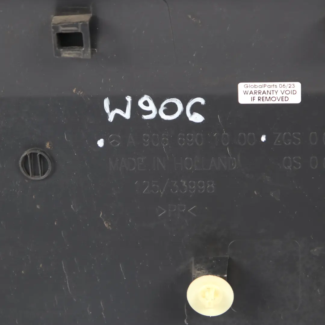 Moulure De Couvercle De Porte Avant Droite A9066905082 pour Mercedes Sprinter W906 à propos du numéro de pièce A9066901000 Mercedes Sprinter W906 Moulure De Couvercle De Porte Avant Droite A9066905082 - SKU A9066901000 - Numéro de pièce A9066901000