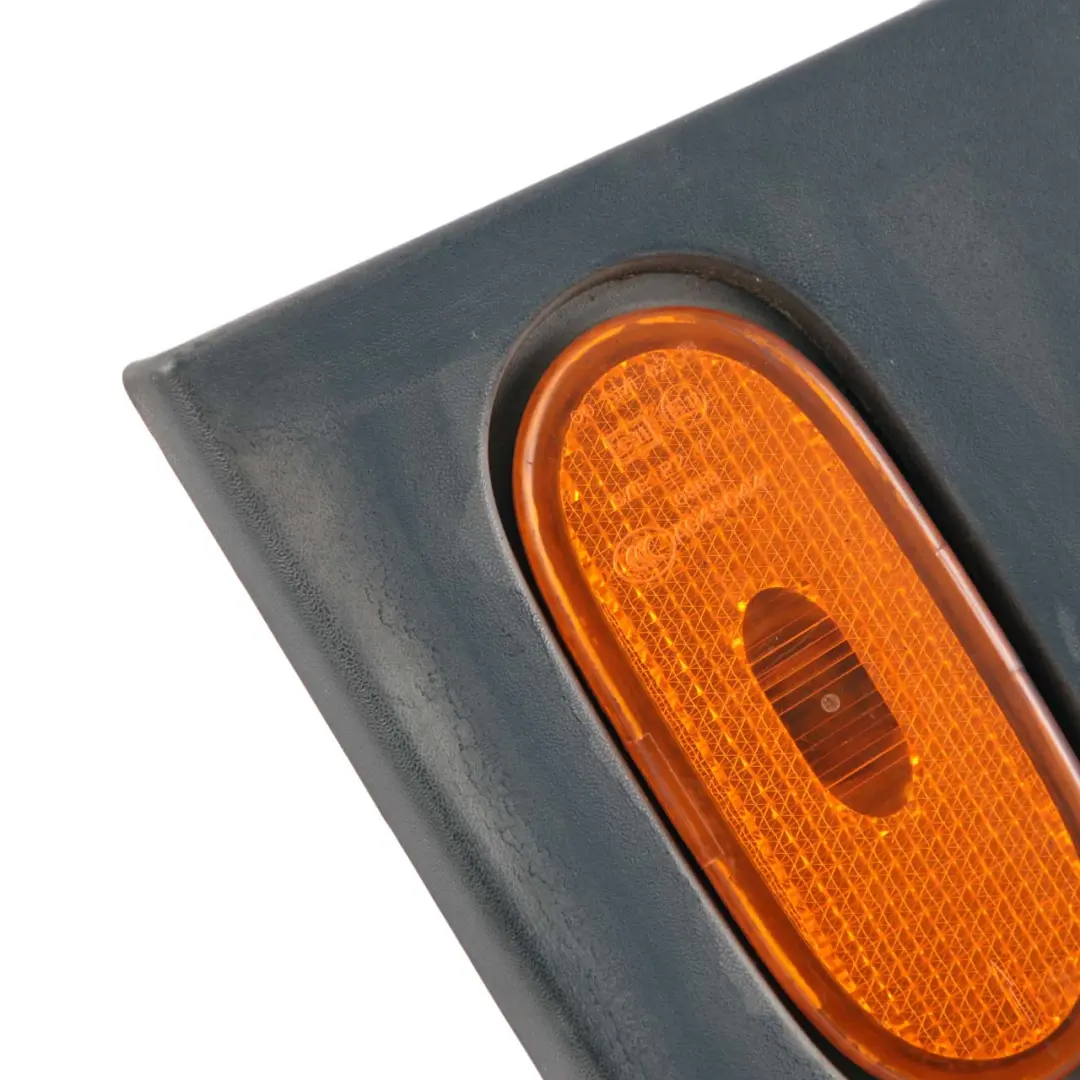 Moulure Latérale Avant Gauche pour Mercedes Sprinter W906 à propos du numéro de pièce A9066901182 Mercedes Sprinter W906 Moulure Latérale Avant Gauche - SKU A9066901182 - Numéro de pièce A9066901182