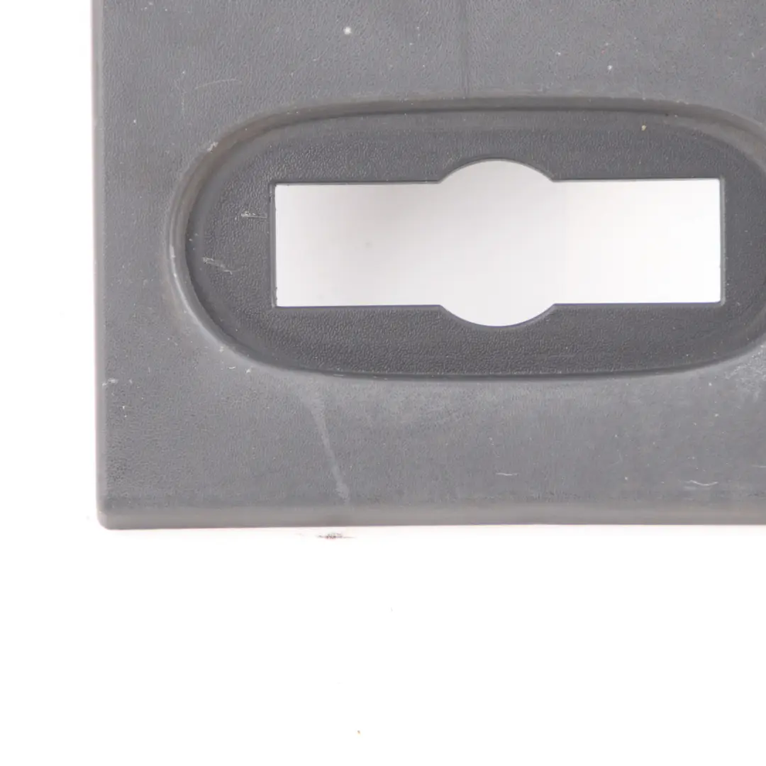 Vorne Rechts Seitenleiste Trimm-Dich-Abdeckung für Mercedes W906 mit Teilenummer A9066901282 Mercedes W906 Vorne Rechts Seitenleiste Trimm-Dich-Abdeckung - SKU A9066901282-1 - Teilenummer A9066901282